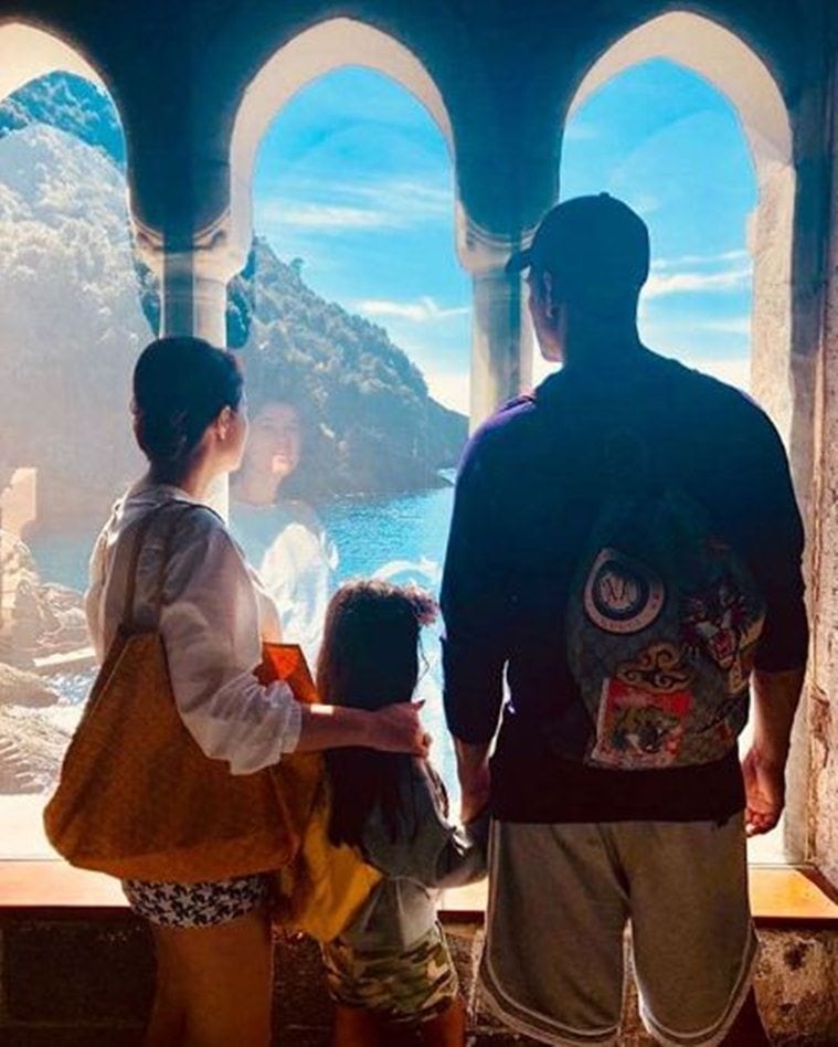 akshay kumar vacation photos 