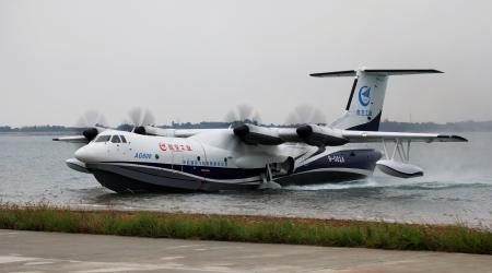 China plane, world's largest amphibious plane, china aircraft, maiden flight, China news, World news, Indian Express