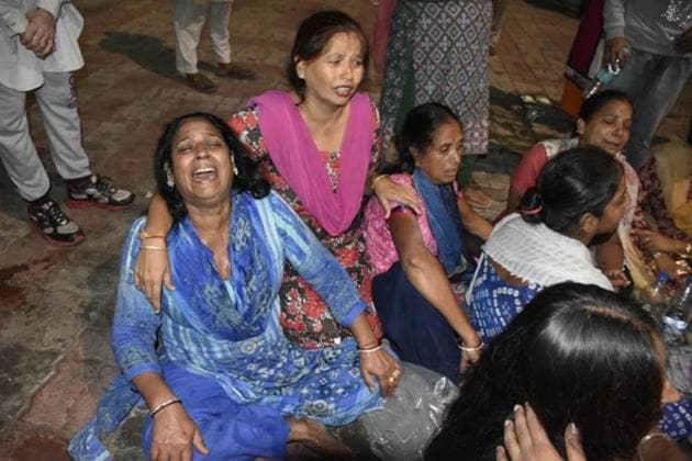 Amritsar train accident, Train accident in Amritsar, Punjab train accident, Amritsar accident photos, amritsar train accident photos, amritsar tragedy photos, amritsar mishap photos, amritsar train accident on dussehra, Indian express