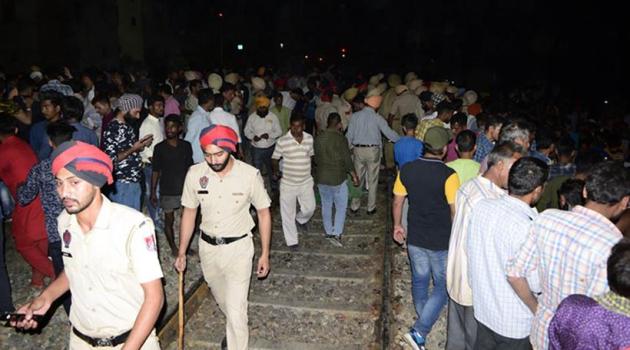 Amritsar train accident, Train accident in Amritsar, Punjab train accident, Amritsar accident photos, amritsar train accident photos, amritsar tragedy photos, amritsar mishap photos, amritsar train accident on dussehra, Indian express