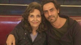 arjun rampal and his mother gwen