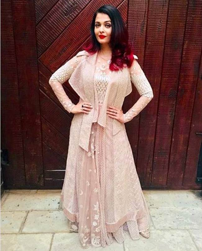 bollywood fashion, bollywood, indian express