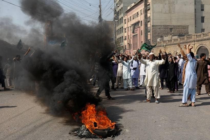 Protests break out after Pakistan's SC acquits Christian women facing death for blasphemy