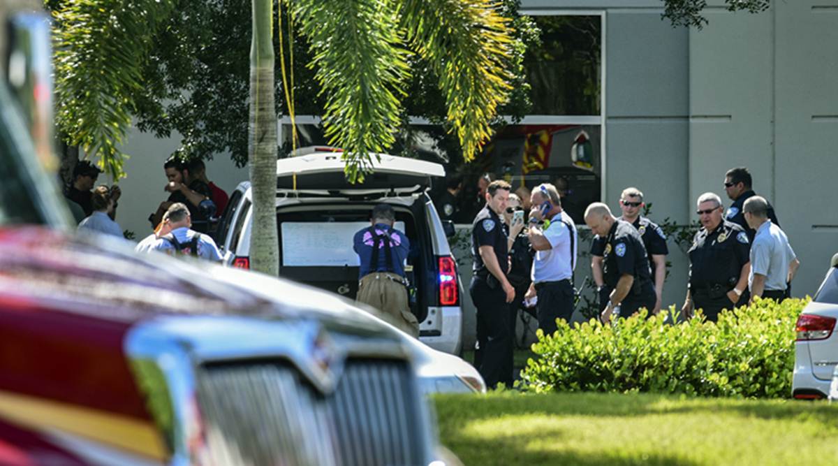 Florida Gunman Killed 4, Including Mom Still Holding Baby | World News ...