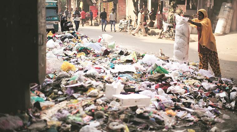 Vadodara Municipal Corporation, vmc, Vadodara contractor fined, swachh bharat