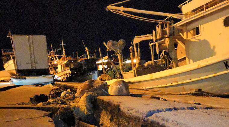 Schools closed on quake-hit Greek island; damage surveyed