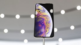 best flagship smartphones, best flagship smartphones in india, flagship smartphones october 2018, google pixel 3, google pixel 3 xl, samsung galaxy note 9, iphone xs max, iphone xs, iphone x, huawei p20 pro, oneplus 6t, premium smartphones, best android phones, flagship phones, android, iOS