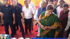 irani 759 smriti irani, union minister smriti irani, smriti irani manipur, smriti irani imphal, smriti irani textiles, indian express, manipur news, north east news