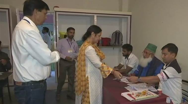 J&K urban local body polls: Voting underway, over 1,000 candidates to participate in second phase