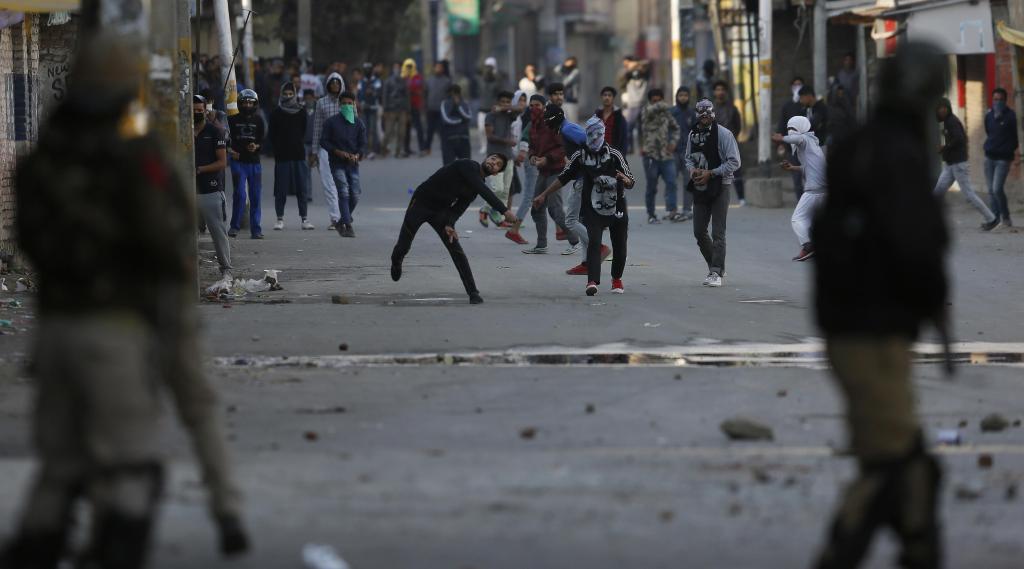j&k protests, j&k firing, j&k shooting, civilians killed, attack in j&k, separatists protest, j&k strike