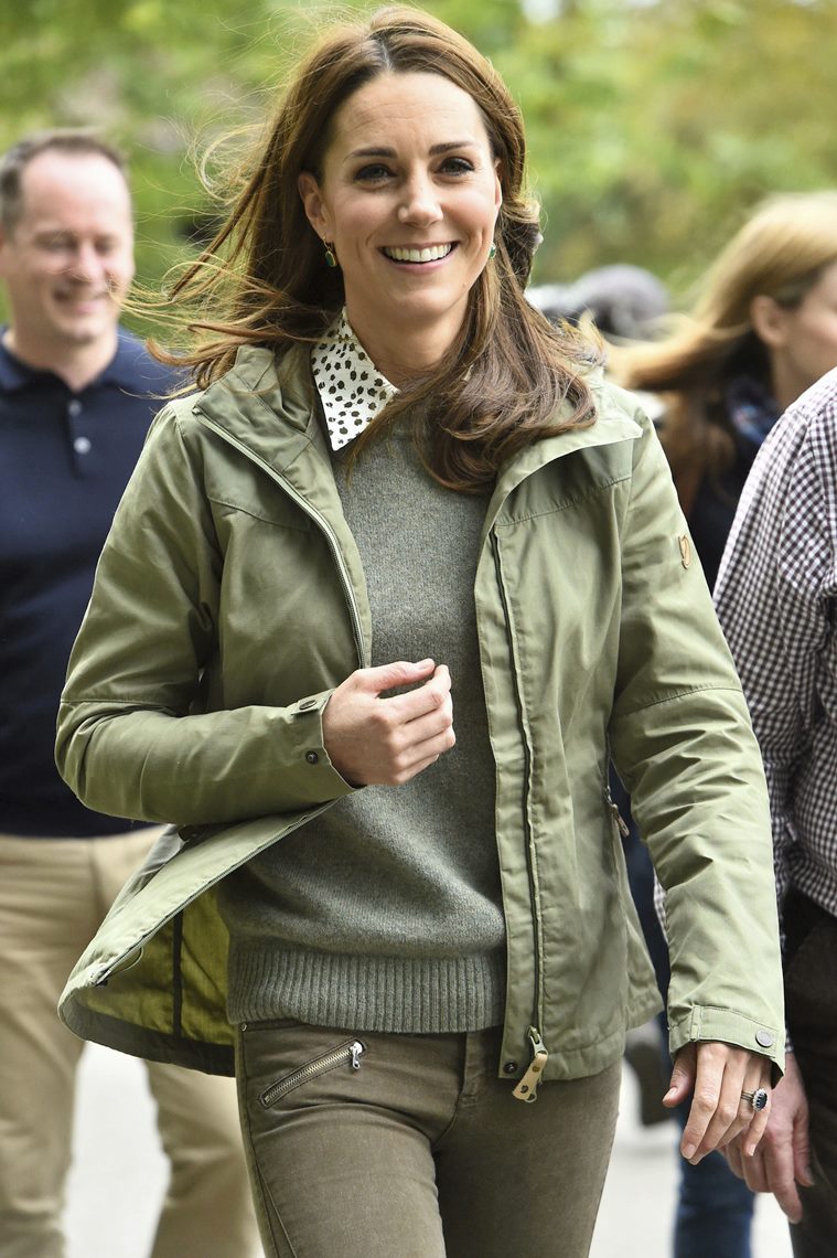 Kate Middleton debuts a brand new haircut; shows how to add volume ...