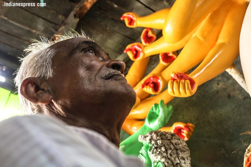 Durga Puja 2018: Meet Kumartuli's oldest idol maker
