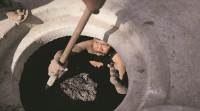 manual scavengers, Tamil Nadu, Septic Tank, manhole deaths, manhole death. manual scavenging, mumbai manual scavengers, manhole cleaning, suffocated to death, indian express