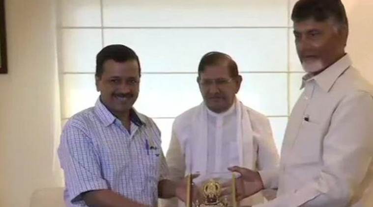 Andhra CM Chandrababu Naidu takes fight against Centre to Delhi, meets key oppn leaders including Kejriwal, Mayawati