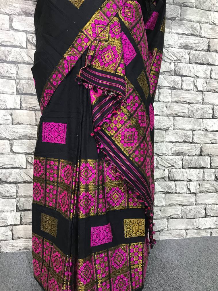 mekhela, mekhela chadar, traditional Assamese attire, Durga Puja, style file, how to wear, what to wear, traditional Indian wear, indian express, indian express news