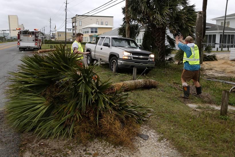 Hurricane Michael slams into Florida, charges into Southeast