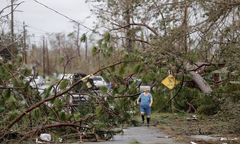 Hurricane Michael slams into Florida, charges into Southeast
