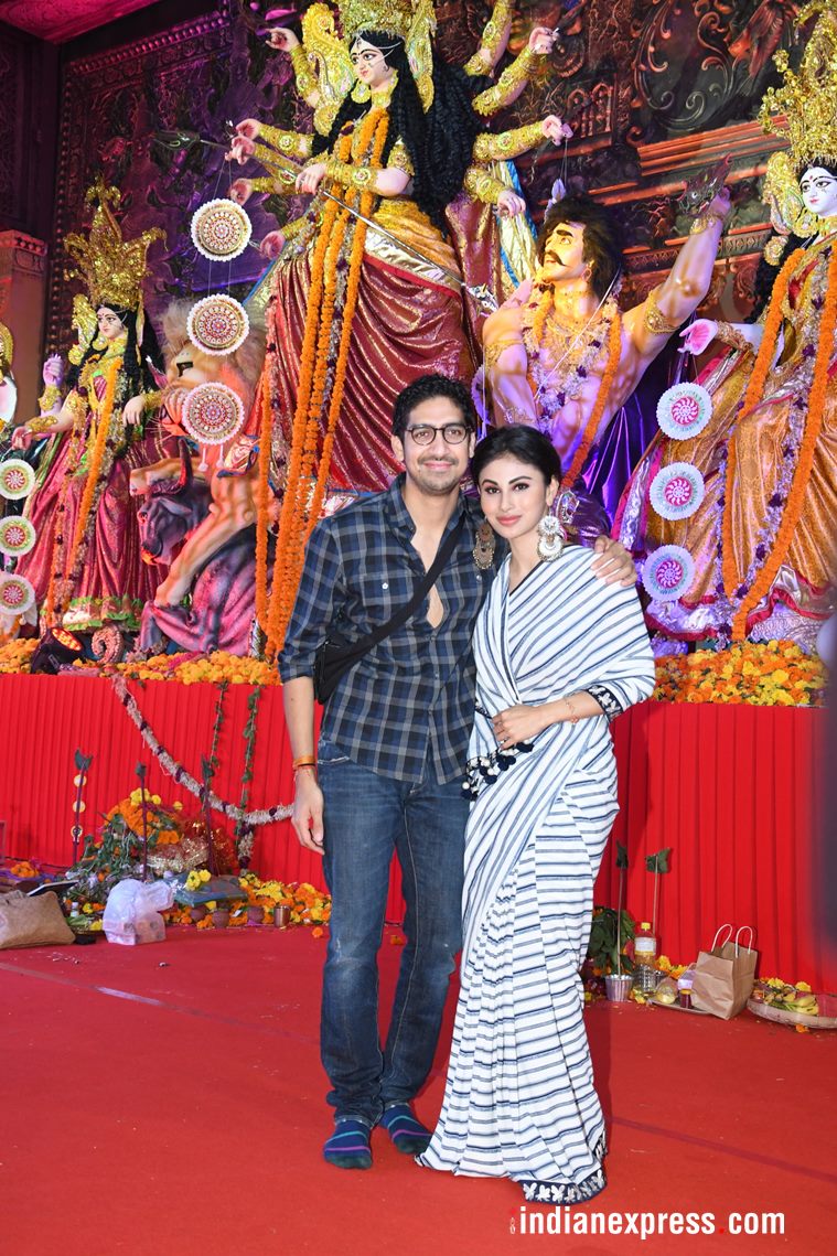 mouni roy and ayan mukherjee ta durga puja