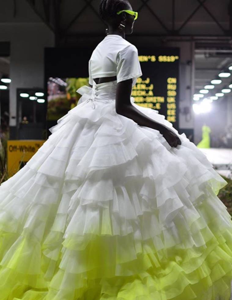 paris fashion week, street style paris fashion week, couture wear paris fashion week, dior paris fashion week, gucci, fashion designs paris fashion week, stunning shots paris fashion week, indian express, indian express news
