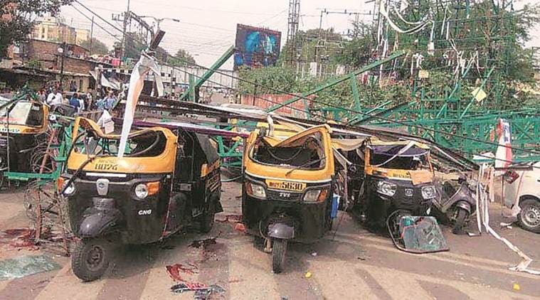 Pune hoarding collapse, Pune frame collapse, Pune accident, death in accident, railway hoarding collapse, Pune news, indian Express