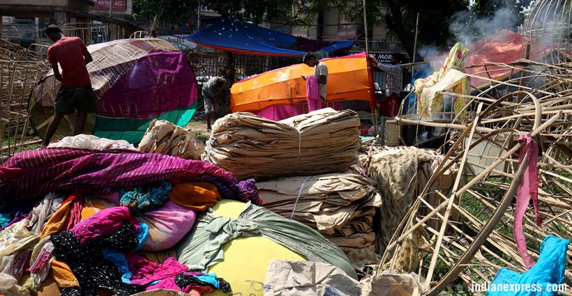 Craftsmen prepare Ravana effigies ahead of Dussehra