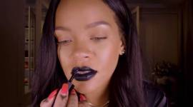 rihanna, rihanna black lipstick, rihanna halloween makeup, rihanna halloween look, halloween makeup, halloween make up tips, fenty beauty by rihanna, tutorial tuesdays with rihanna youtube, indian express, indian express news