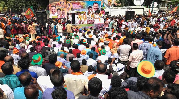 sabarimala verdict, sabarimala verdict protest, protest against sabarimala verdict, kerala sabarimala, kerala sabarimala news, kerala sabarimala latest news, sabarimala temple, sabarimala temple case, sabarimala temple case news, sabarimala news, sabarimala news today