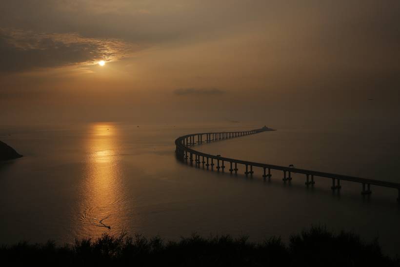 Photos of world’s longest sea bridge connecting HoKong to Macau and Zhuhai