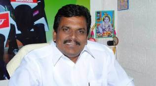 Disqualified Tamil Nadu legislators to challenge HC order in Supreme Court