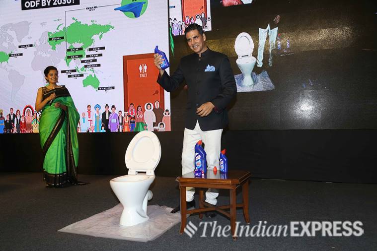 akshay kumar world toilet day summit