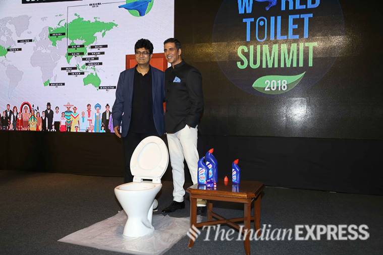 akshay kumar and prasoon joshi