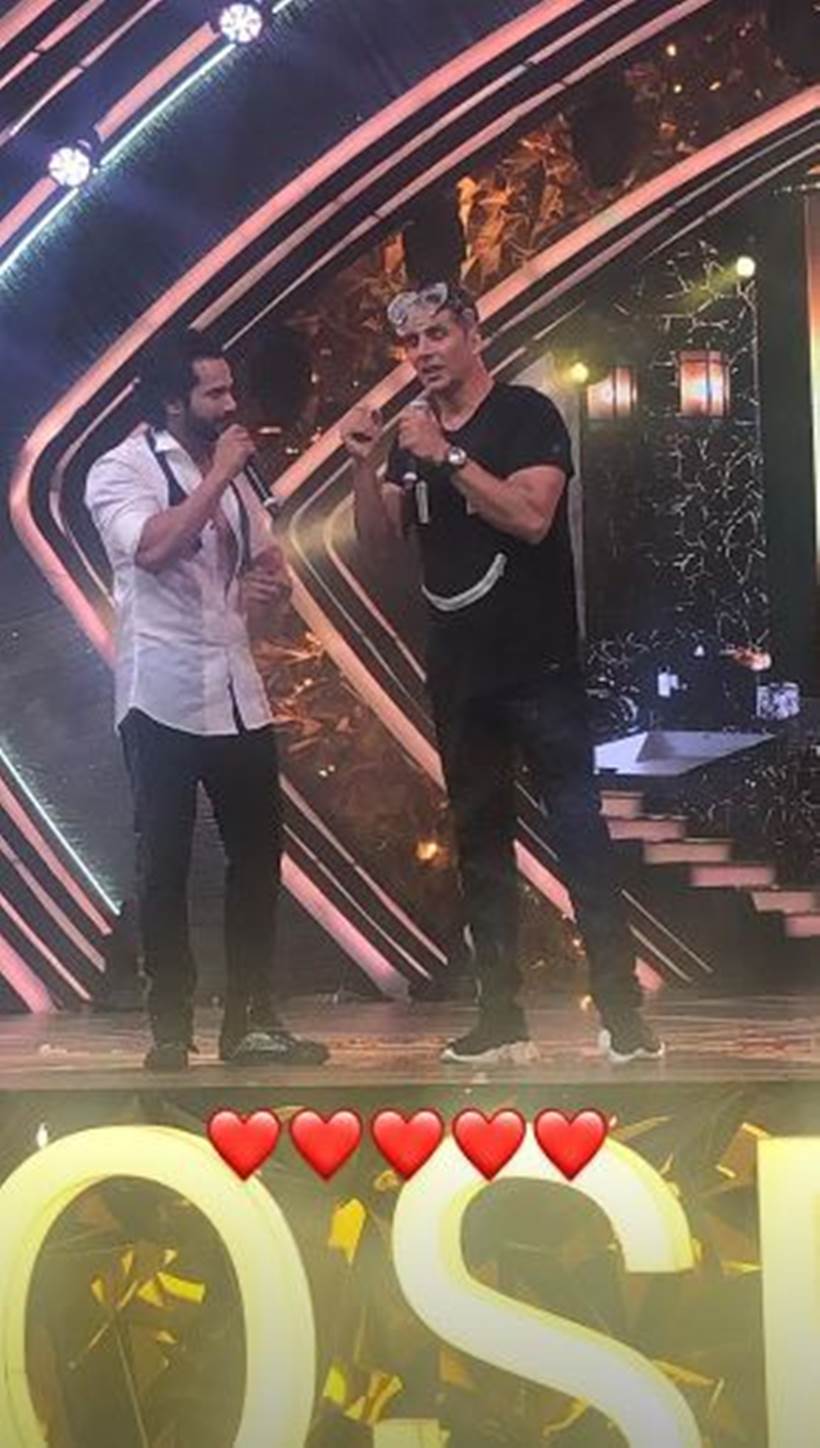 akshay, varun