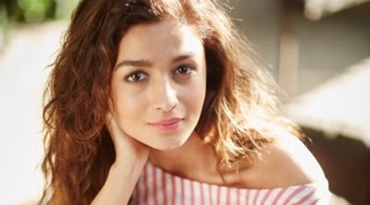 alia bhatt, alia bhatt vogue cover, alia bhatt cover, alia bhatt recent photo, alia bhatt recent photo, indian express, indian express news