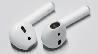 Apple, Apple AirPods 2, AirPods 2 launch date, Apple AirPods 2 Bluetooth listing, AirPods 2 specifications, AirPods 2 trademarks, AirPods 2 features, Apple AirPods 2 leaks, Apple accessories, Apple news