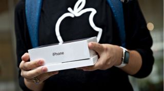 Apple, Apple iPhone, Apple shares, Apple iPhone XS, iPhone XR, Apple iPhone XS Max, Apple MacBook Air 2018, Apple ipad pro