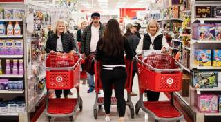 Black Friday sale, Black Friday sale 2018, Black Friday deals, Black Friday sale online, online vs offline shopping, Black Friday US, Black Friday discounts Amazon