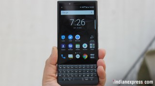 BlackBerry Key2 LE, BlackBerry Key2 le price in India, BlackBerry Key2 le Amazon India, BlackBerry Key2 le specifications, BlackBerry Key2 le review, BlackBerry Key2, Android