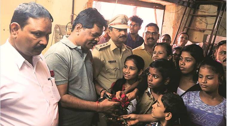 Mumbai: Armed with roses, 35 kids fight against child labour, sensitise mill owners | Cities News,The Indian Express Mumbai: Armed with roses, 35 kids fight against child labour, sensitise mill owners | Cities News,The Indian Express