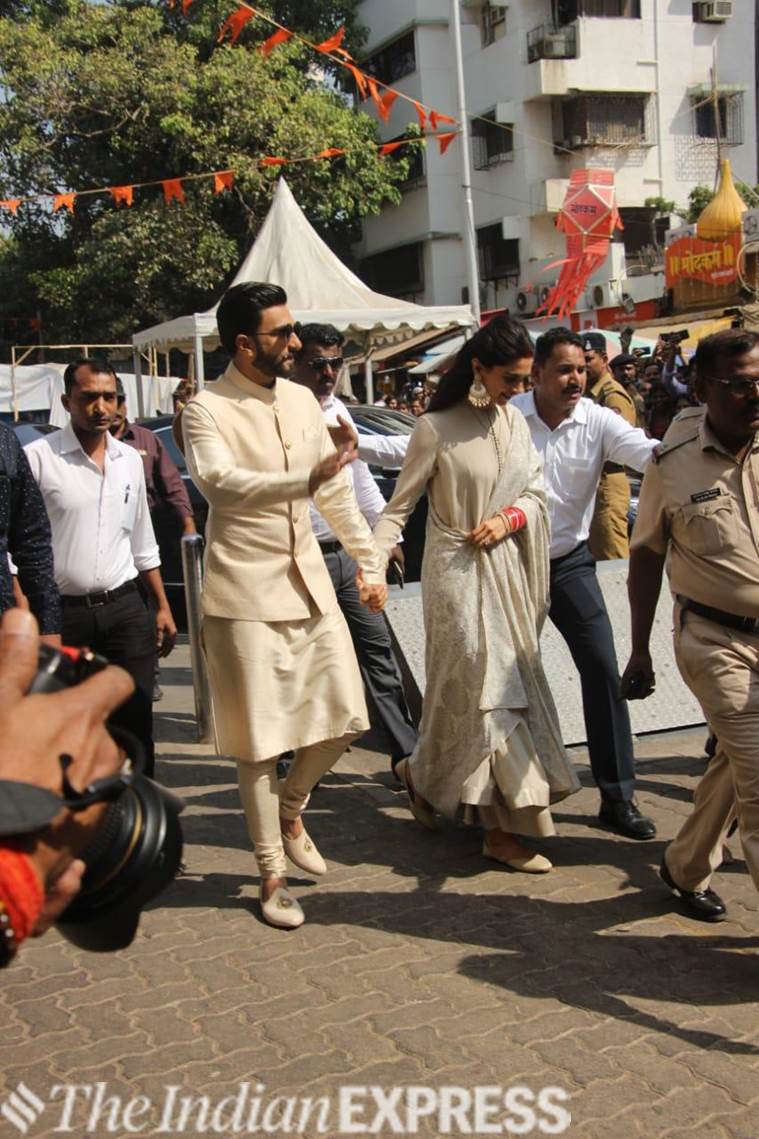 Deepika Padukone, Ranveer Singh Siddhivinayak visit photos (5)