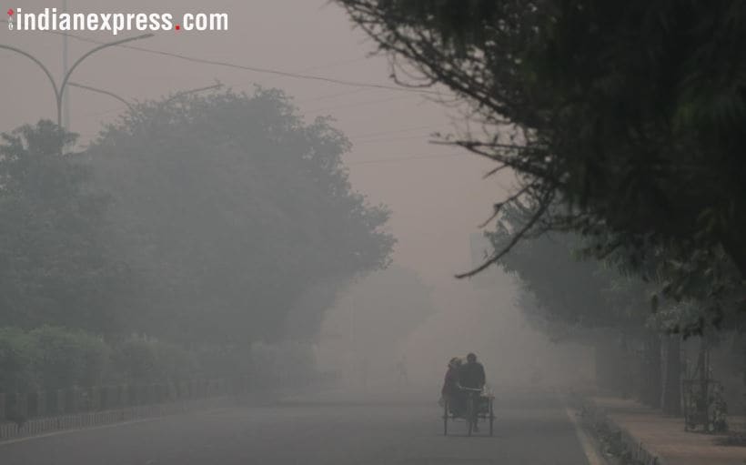 Delhi pollution, air quality index delhi, delhi after diwali, air quality in delhi, Delhi people, Delhi news, Delhi pollution photos, Delhi haze, Delhi firecrackers burning, Indian express