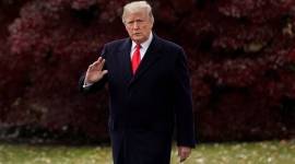 Trump threatens to entirely shut the US-Mexico border over impasse on wall funding