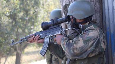 pulwama encounter, kashmir encounter, pulwama encounter updates, militants security forces gunfire kashmir, kashmir militancy, kashmir encounters, latest news, indian express