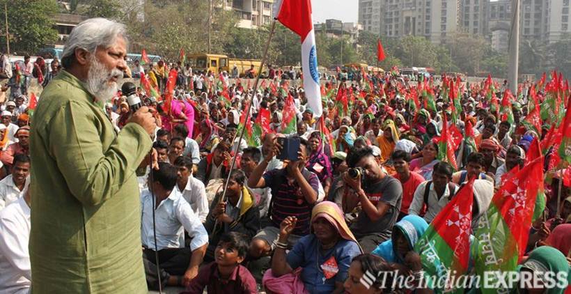 maharashtra farmers protest at azad maidan in mumbai
