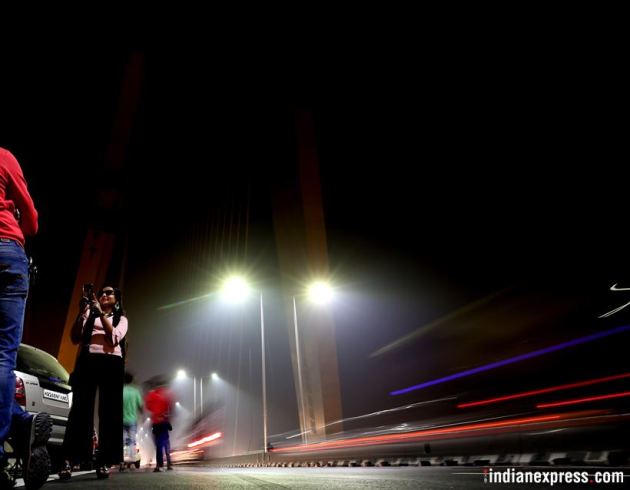 Delhi's Signature Bridge: Where a selfie means risking your life