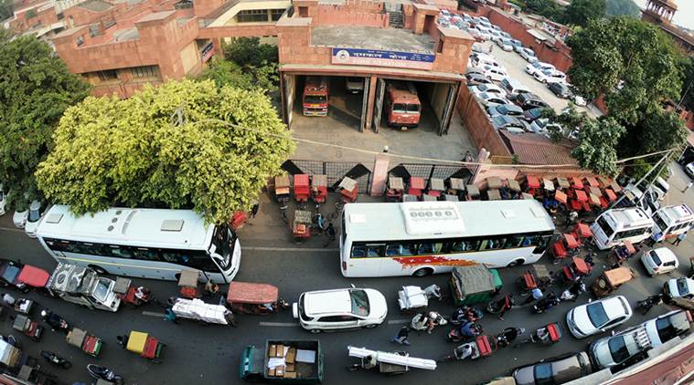 delhi fire, delhi fire safety, delhi fire services, hardlook in the line of fire