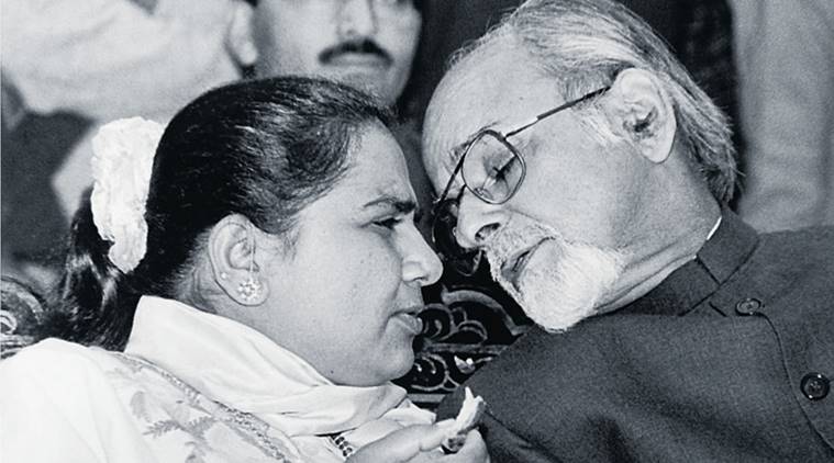 praveen jain, praveen jain photographer, praveen jain photography exhibition 200 & One, photographs indian politics, indian express, indian express news