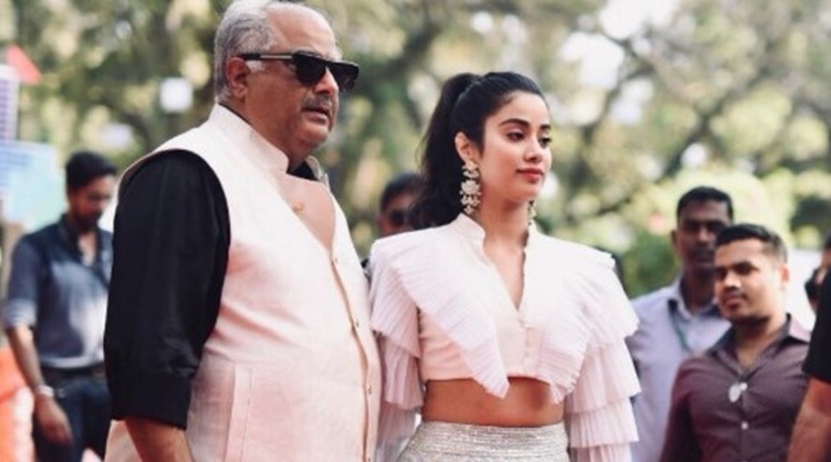 janhvi kapoor boney kapoor at iffi 2018