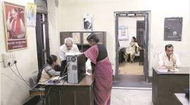 CPI, CPI's mouthpiece, Kalantar, Satyajit Ray, Bishnu De, Kalyan Banerjee, Indian Express