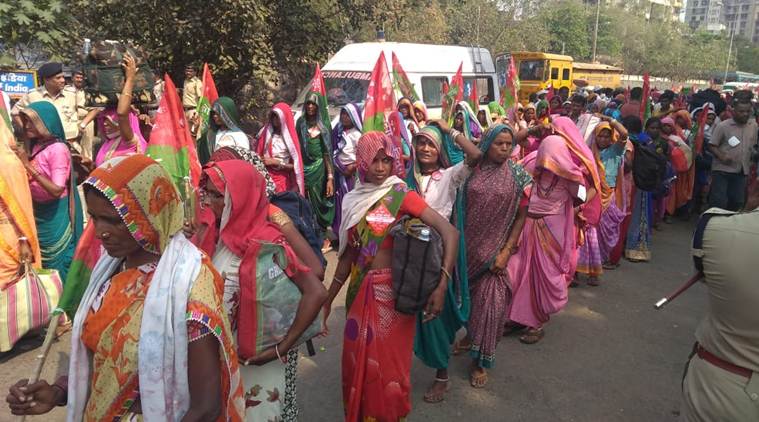 Maharashtra farmers' protest HIGHLIGHTS: Land rights claims will be settled, says CM Devendra Fadnavis | India News,The Indian Express