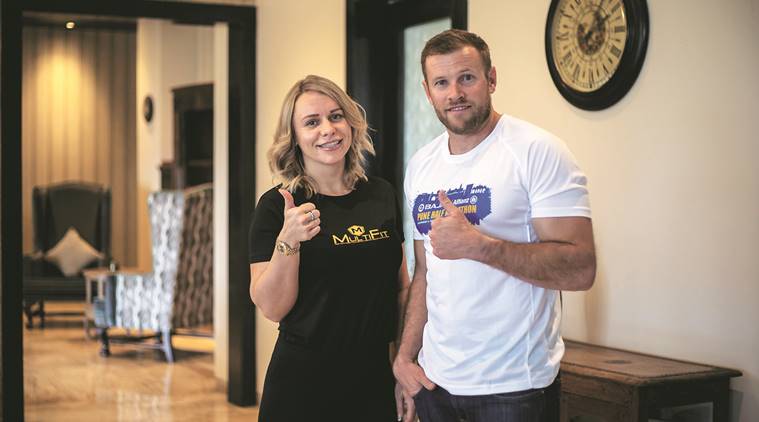 Pune half marathon, Ryan Hall, long-distance, first American to break the one-hour barrier, Indian Express
